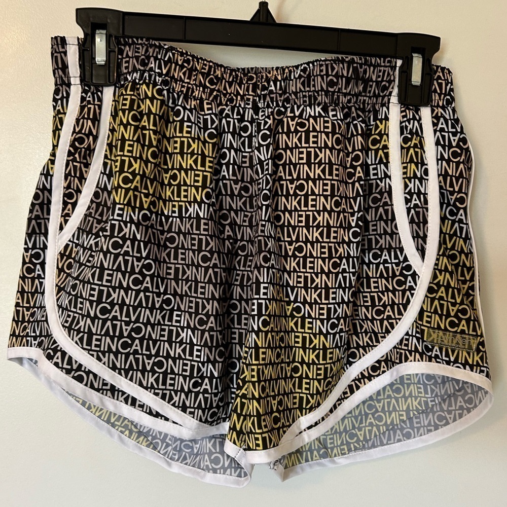 Calvin Klein SzS Women’s Performance Trainers Running Shorts Logo NWT